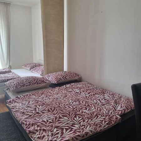 Apartman Niko Zagreb Exteriör bild